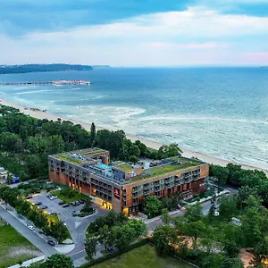 Marriott & Spa Hotel